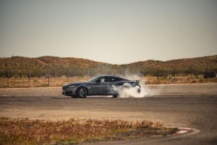 Mustang Dark Horse®